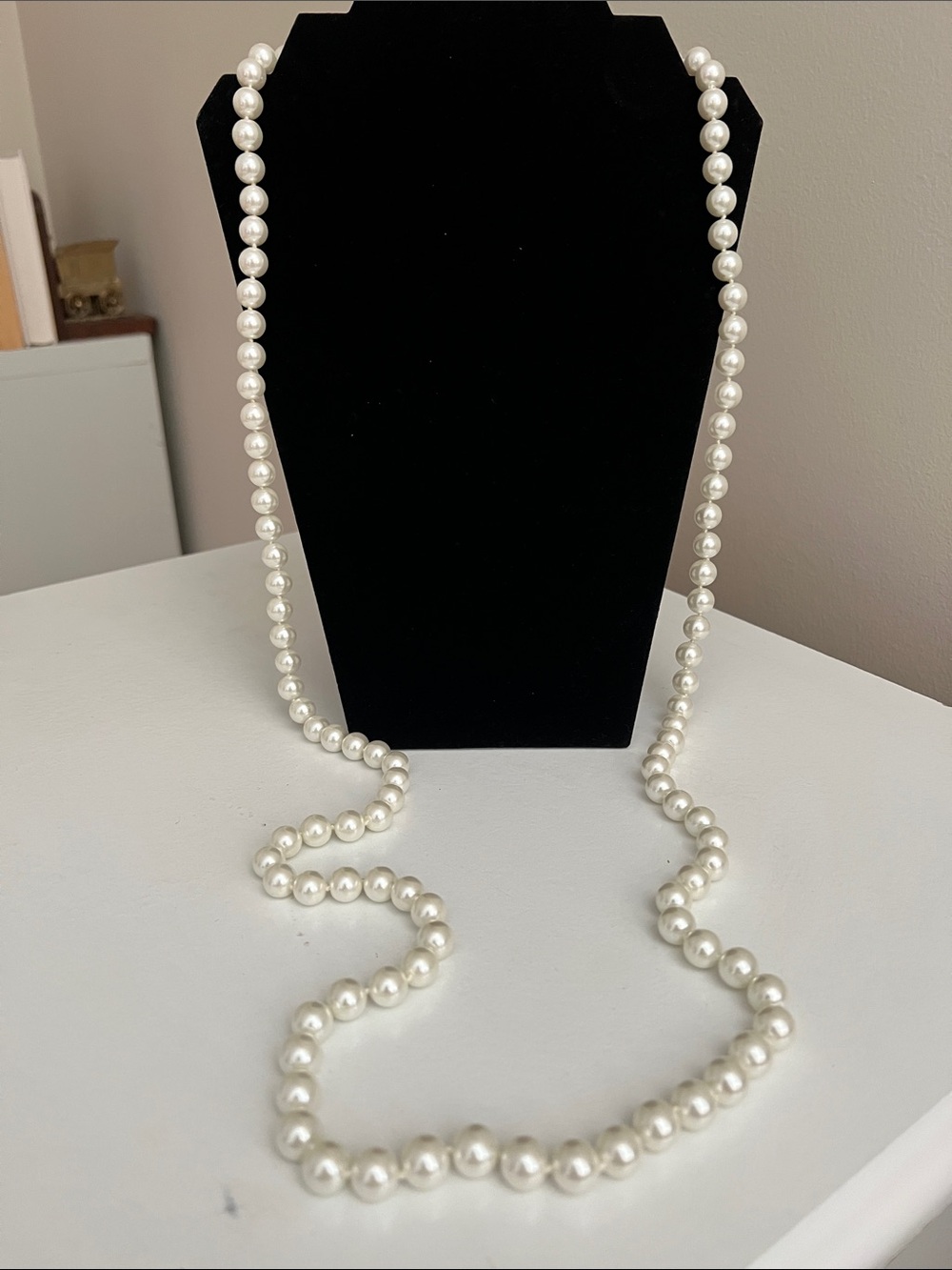Elegant Pearl Opera Necklace - White Faux Pearls - Heirloom Estate Vintage - Picture 13 of 13